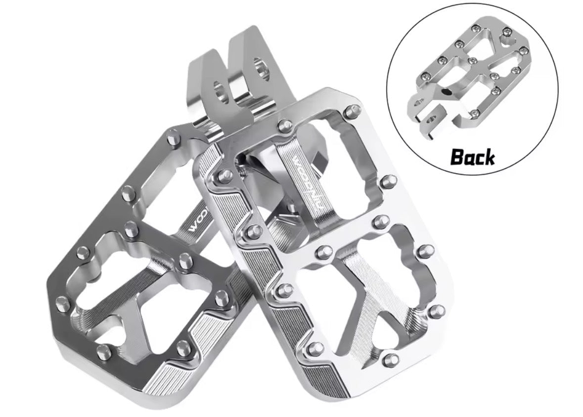 Emoto pegs